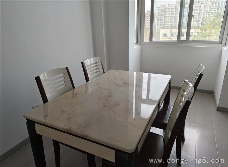 頤和佳苑房子出租