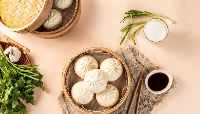 健身教練讓我多吃水果，少吃碳水，我把水果當(dāng)主食，為什么還胖？